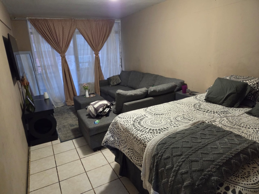 1 Bedroom Property for Sale in Bloemfontein Free State